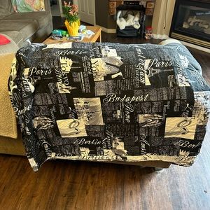 Queen passport duvet cover